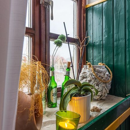 Hotel Packhaus Hooksiel Bagian luar foto