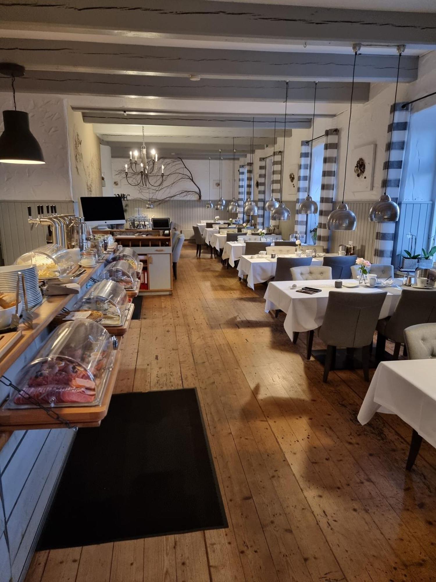 Hotel Packhaus Hooksiel Bagian luar foto