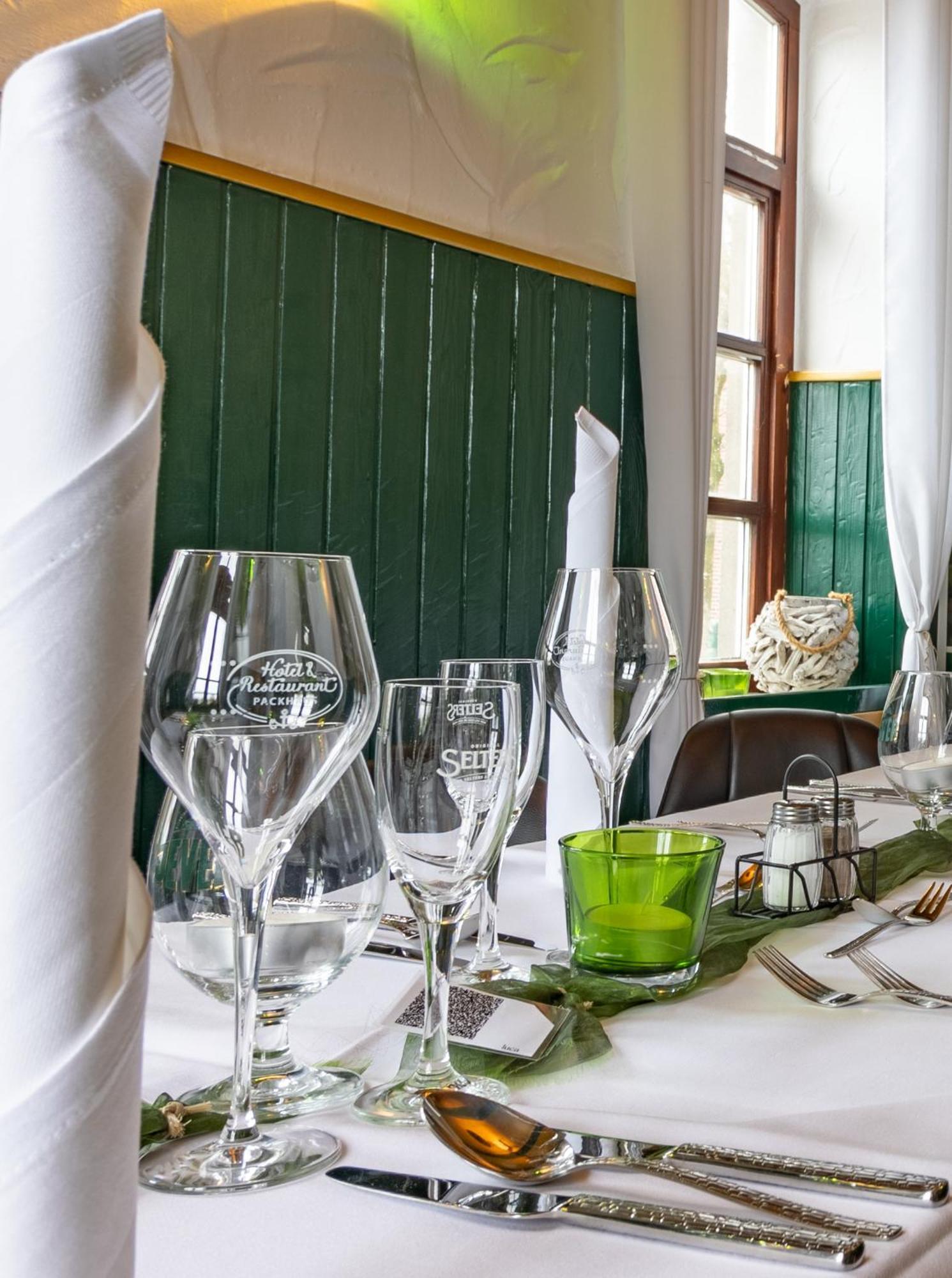 Hotel Packhaus Hooksiel Bagian luar foto