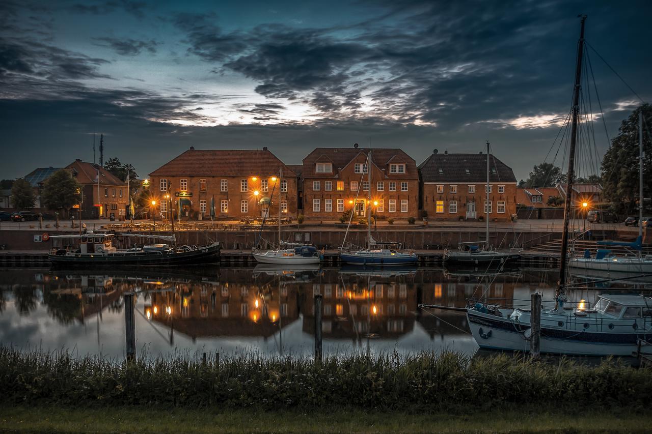 Hotel Packhaus Hooksiel Bagian luar foto