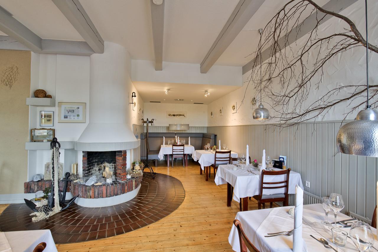 Hotel Packhaus Hooksiel Bagian luar foto
